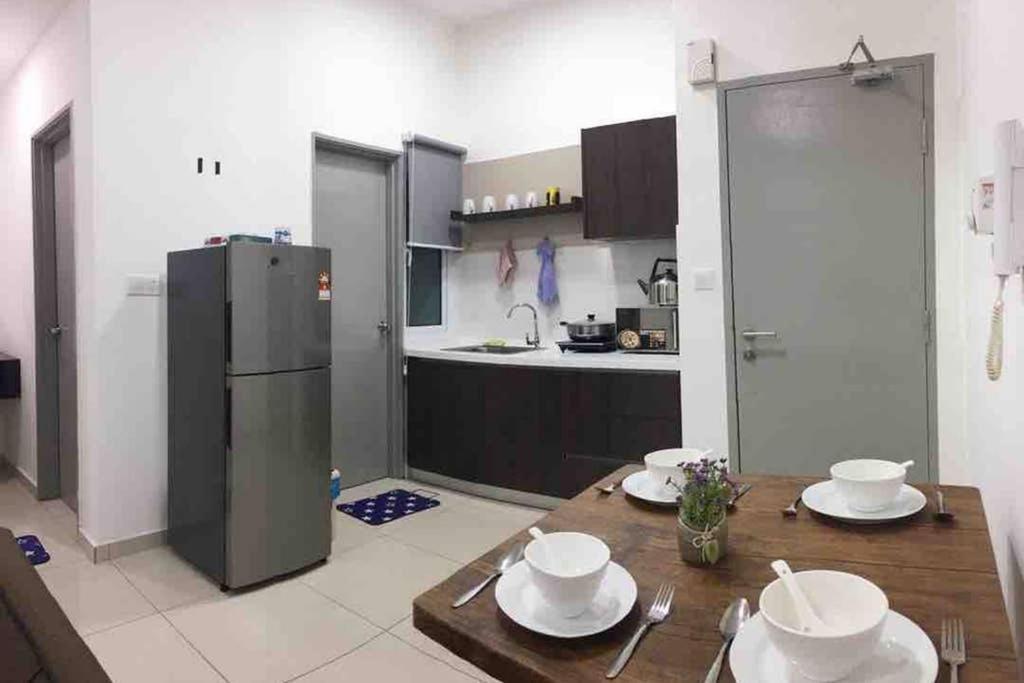 盛婷民宿a S&Thomez 2Bedrooms Mesamall Wifi Klia Usim Miu Inti Nu Nilai Exterior foto