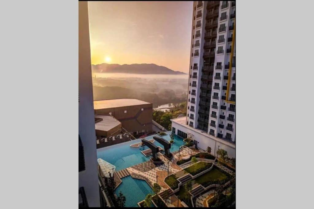 盛婷民宿a S&Thomez 2Bedrooms Mesamall Wifi Klia Usim Miu Inti Nu Nilai Exterior foto