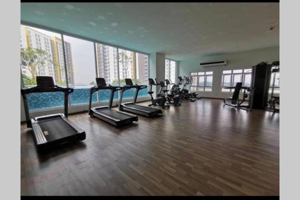 盛婷民宿a S&Thomez 2Bedrooms Mesamall Wifi Klia Usim Miu Inti Nu Nilai Exterior foto